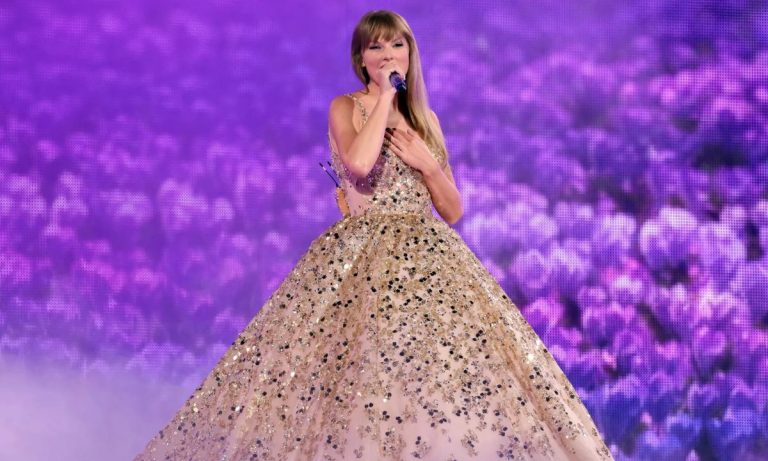 Taylor Swift’s Iconic Dress: The Story Behind Dress:zbl2vyfvmka= Taylor Swift Taylor Swift’s Iconic Dress: The Story Behind Dress:zbl2vyfvmka= Taylor Swift